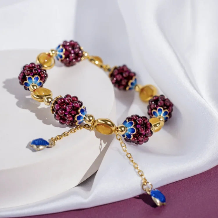 Selina's Natural Garnet Bracelet - A Touch of Elegance