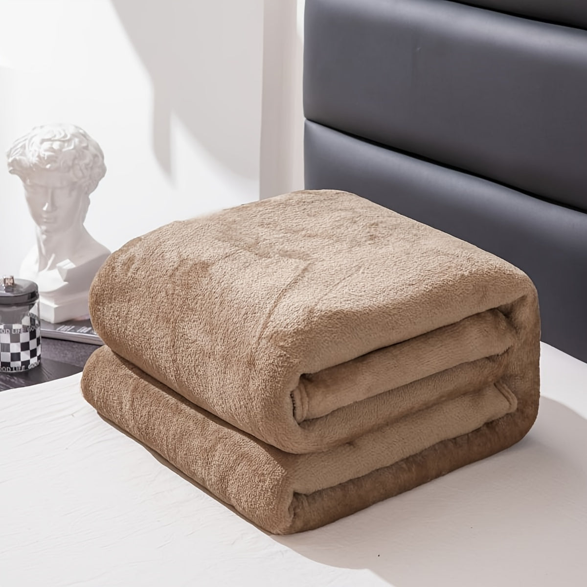 Grijze Flanellen Deken: Luxe Comfort voor Elk Seizoen