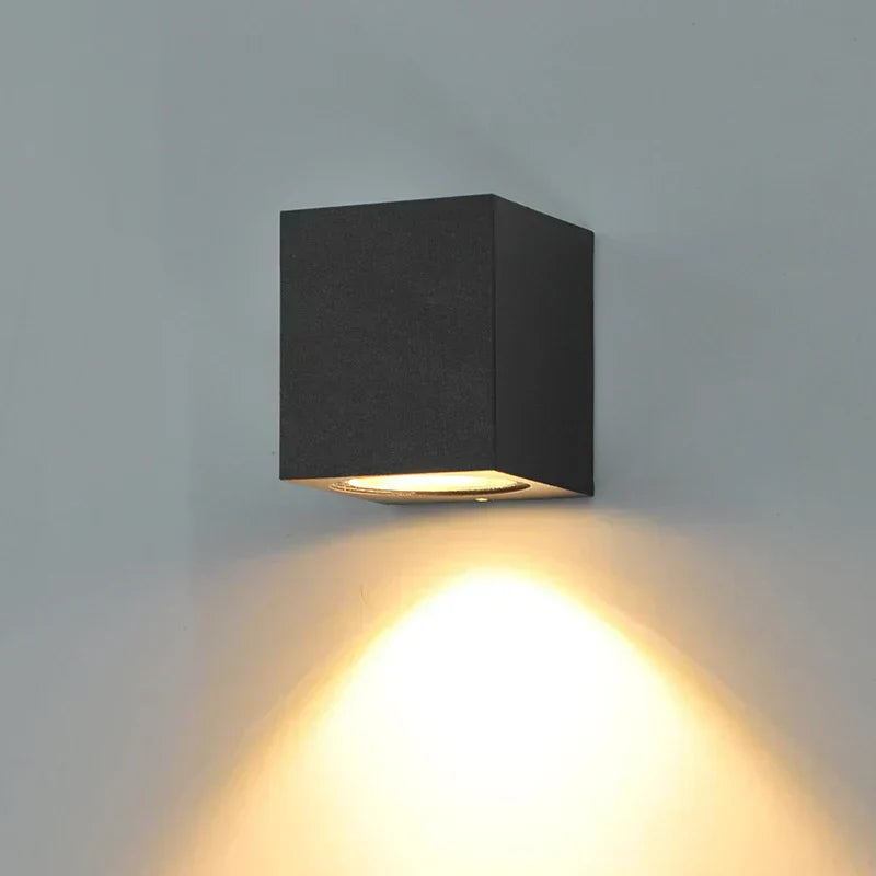SkyLight Wandlamp - Moderne LED Buitenwandlamp van Aluminium