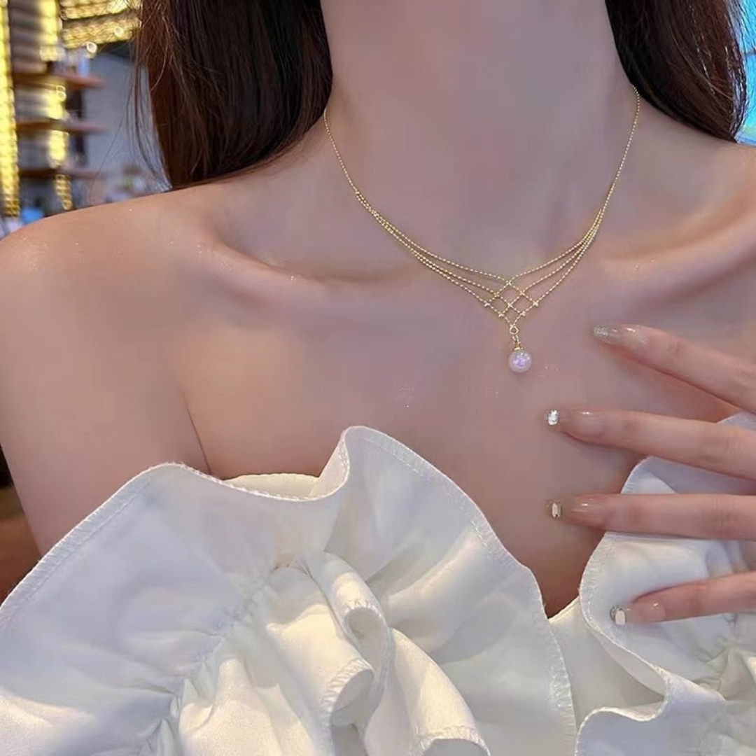PearlGlow Necklace - Elegante Geweven Sieraad
