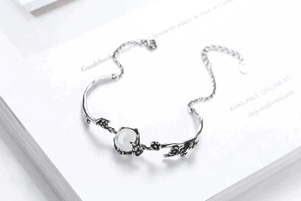 MoonGleam Bracelet - Elegante Zilveren Armband voor Elke Gelegenheid