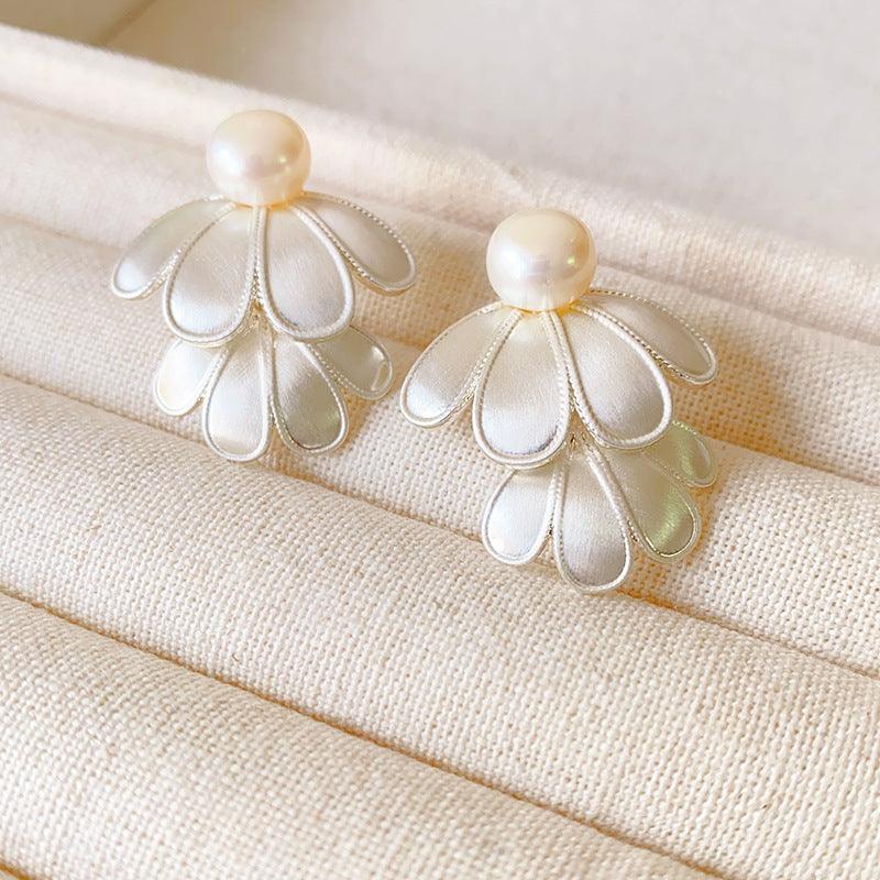 Lunara Earrings - Elegante Dubbele Bloemenontwerpen