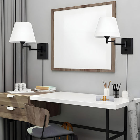 SwingLight – Verstelbare Wandlamp met Linnen Kap