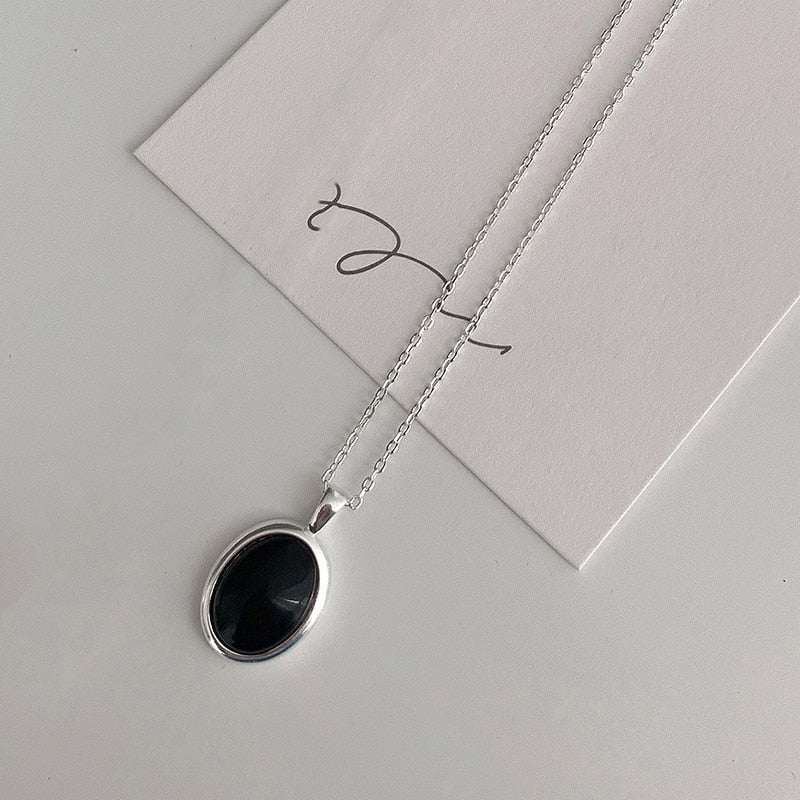 Elegant Zwarte Opaal Ketting | Een Indrukwekkend Stijlstatement