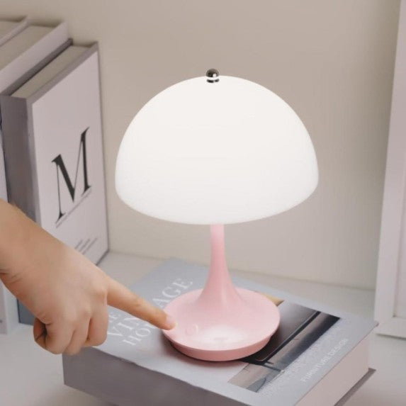 LumièreRose - Charmante Retro Tafellamp met Dimbare LED