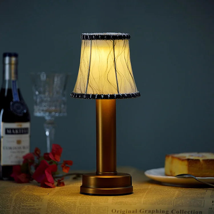LuxeSilk Wireless Table Lamp - Elegant Draadloze Tafellamp voor Sfeervolle Ruimtes
