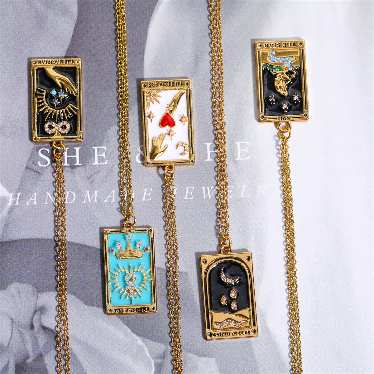 Elegante Amara Tarot Druppel Hanger Ketting met Zirkonia Vergulding