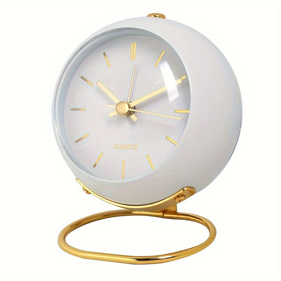 EleganceTime - Luxe Quartz Wekker in Metaaldesign