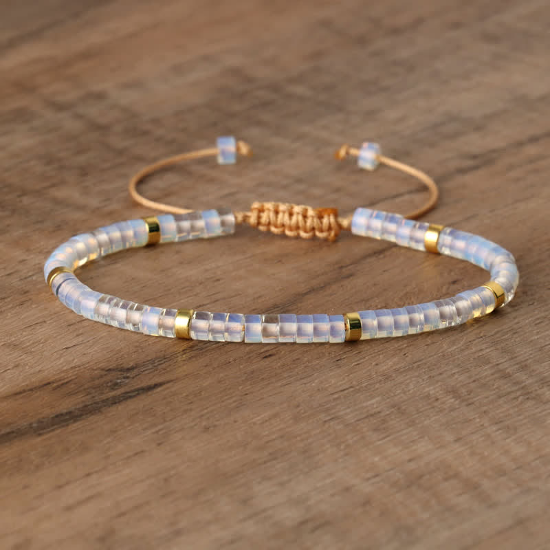 Elegante Gevlochten Armband met 2,4 mm Natuurlijke Steentjes - Seraphina Edition