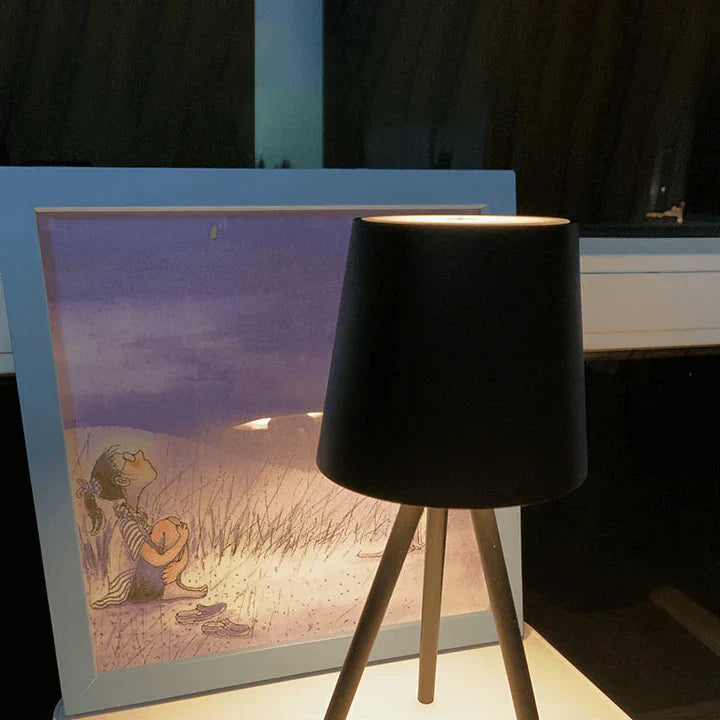 Nordic Driepoot Tafellamp - Stijlvolle Draadloze LED Nachtlamp