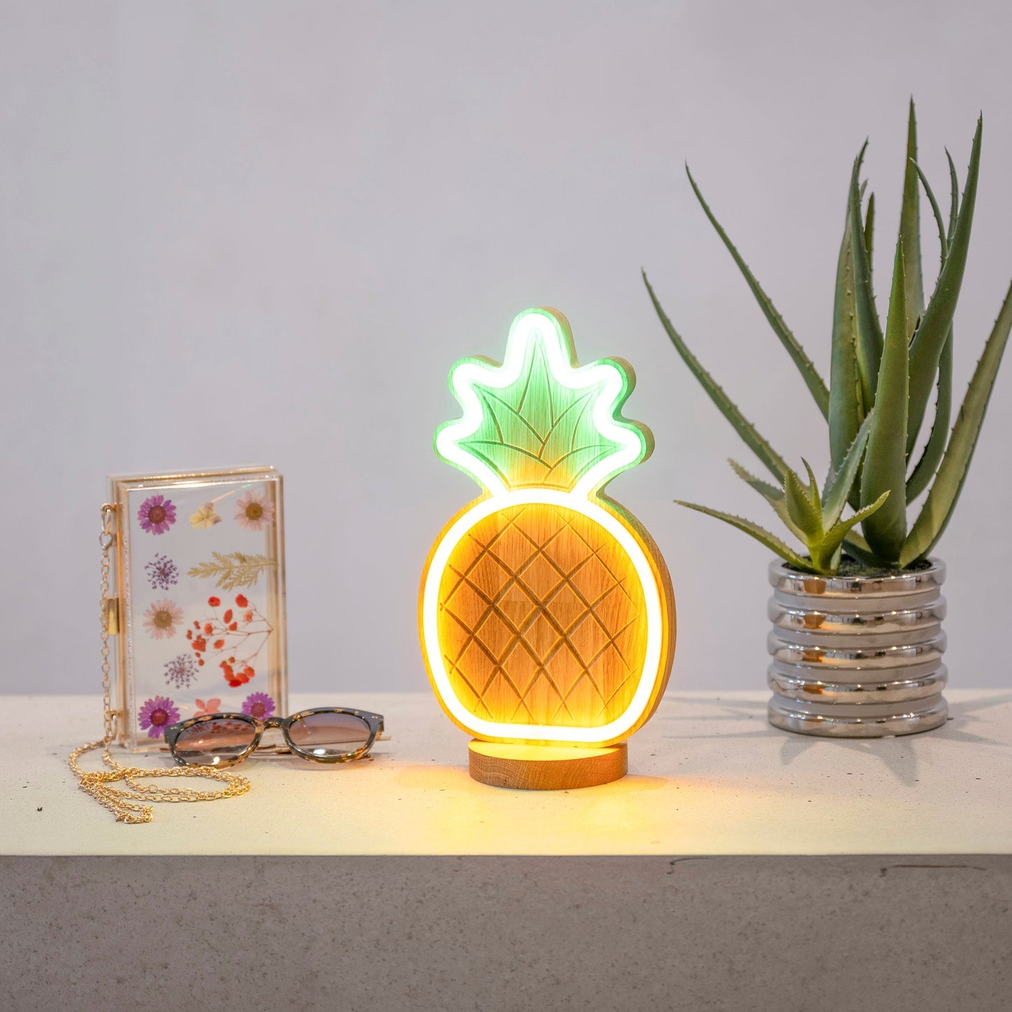 WoodGlow - Tropisch Neonlicht met Afstandsbediening