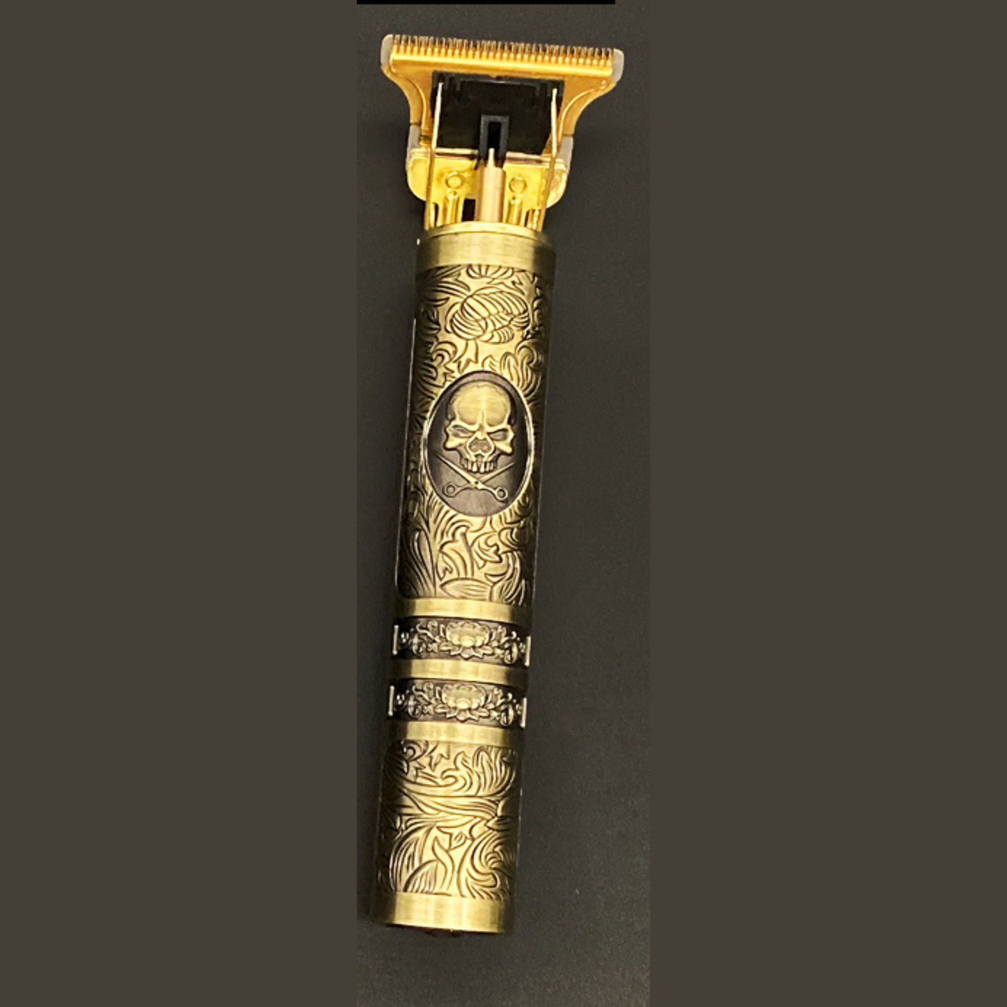 SkullTrim – Vintage Oplaadbare Baardtrimmer met Opzetstukken