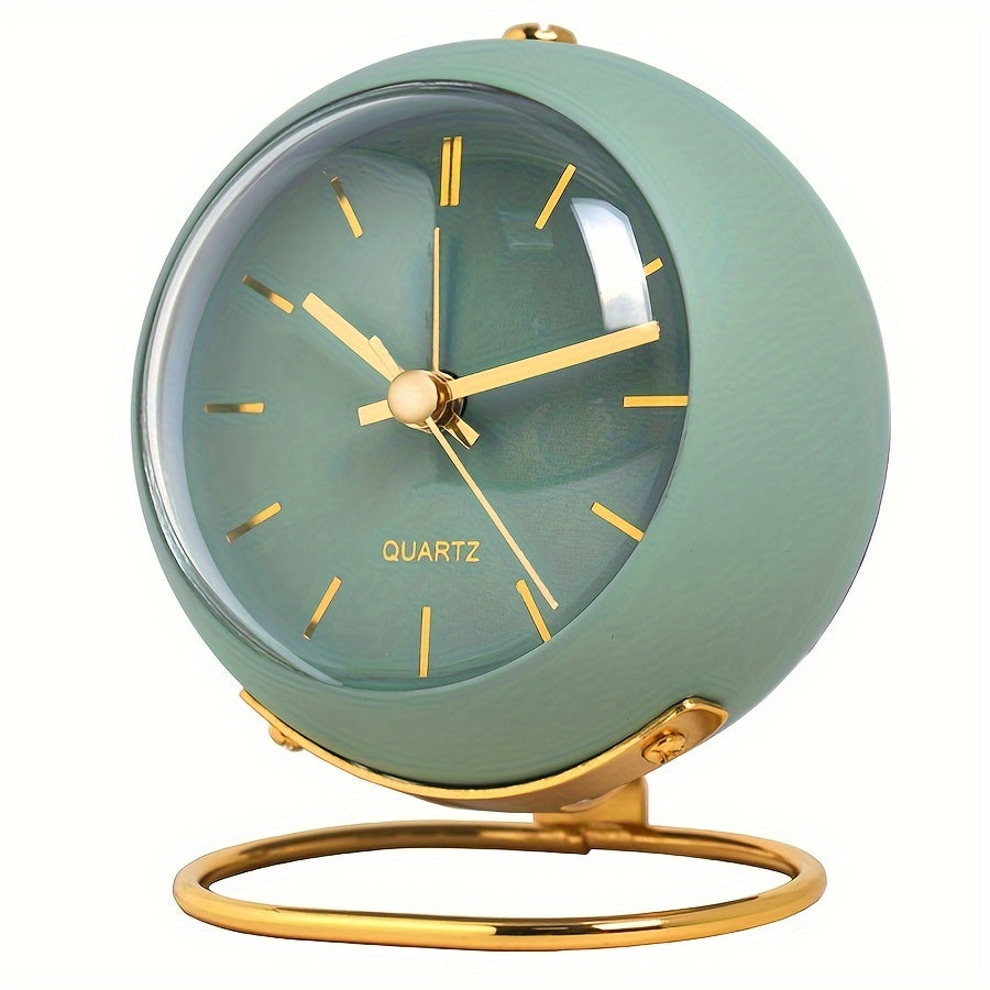 EleganceTime - Luxe Quartz Wekker in Metaaldesign