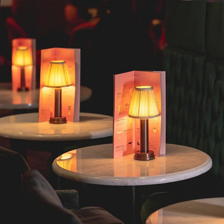 LuxeSilk Wireless Table Lamp - Elegant Draadloze Tafellamp voor Sfeervolle Ruimtes
