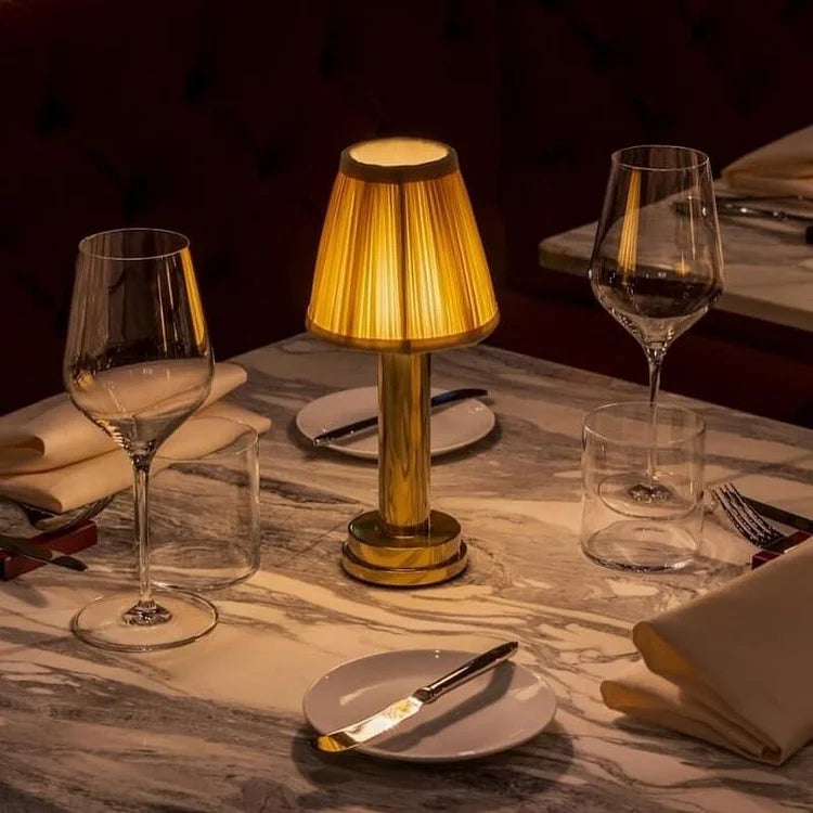 LuxeSilk Wireless Table Lamp - Elegant Draadloze Tafellamp voor Sfeervolle Ruimtes
