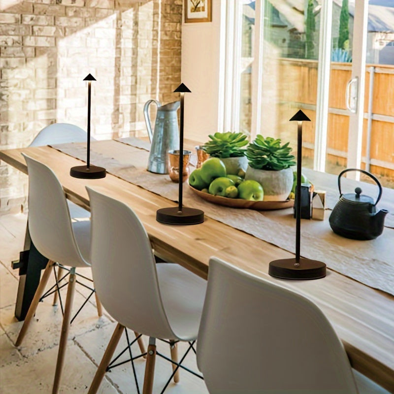 ConusLamp – Strakke USB Tafelverlichting