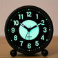 EleganceMetal Clock – Stijlvolle Metalen Wekker met Nachtlamp