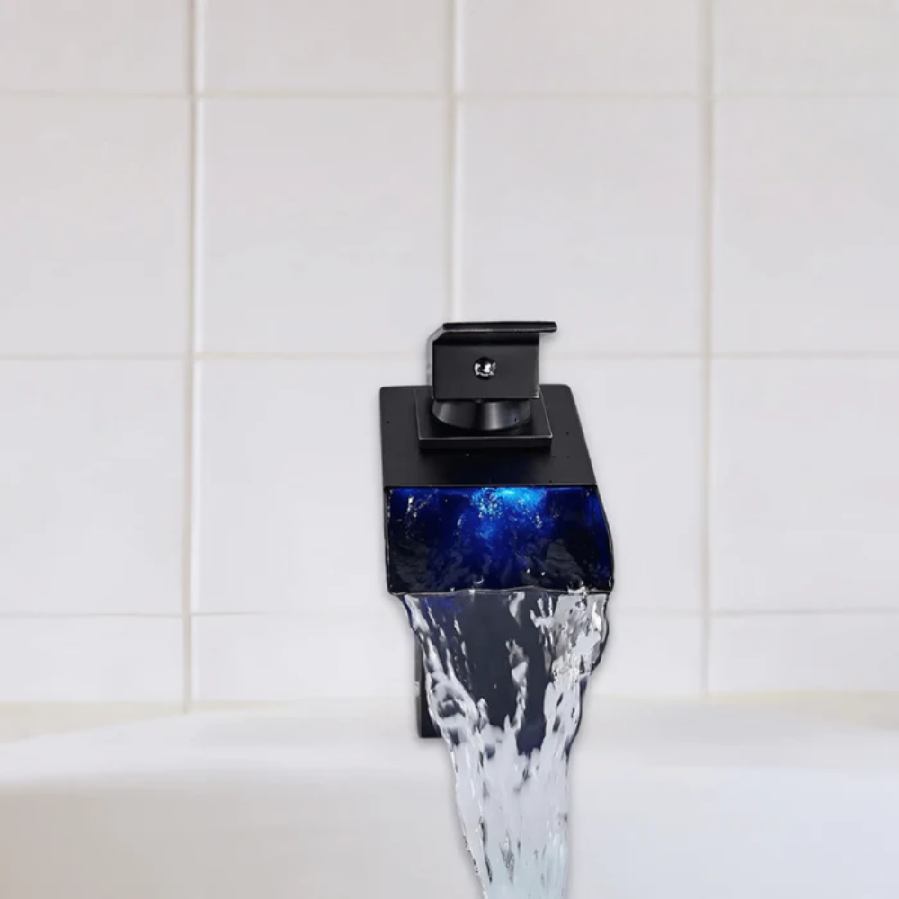Elegante LED Waterval Kraan - voor Luxe Badkamers