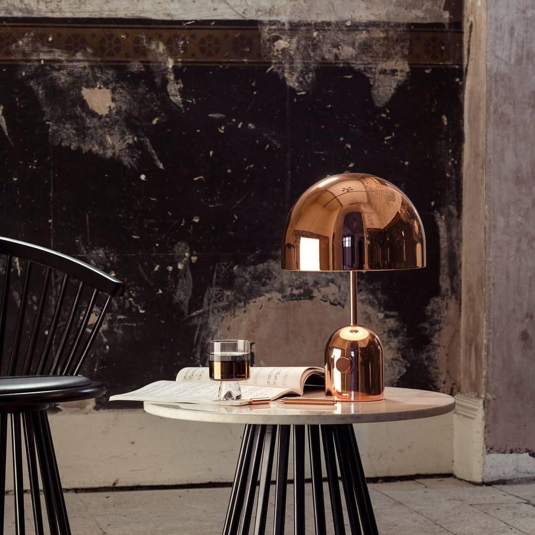 ChimeGlow Lamp - Klokvormige Elegantie voor Thuis