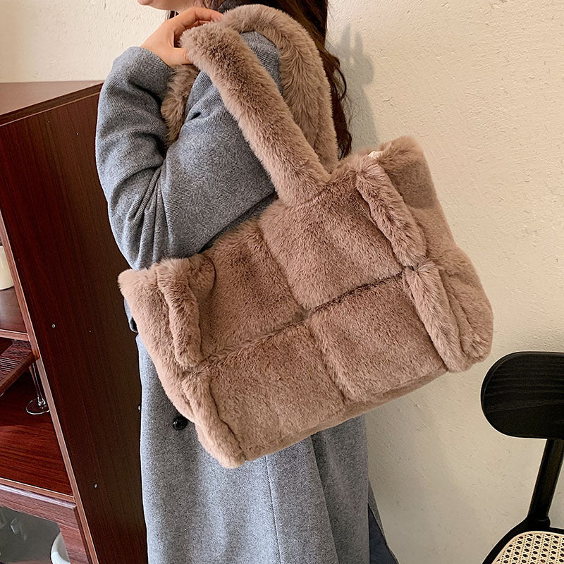 Pipa Plush Bag – Winterse Comfortabele Damestas