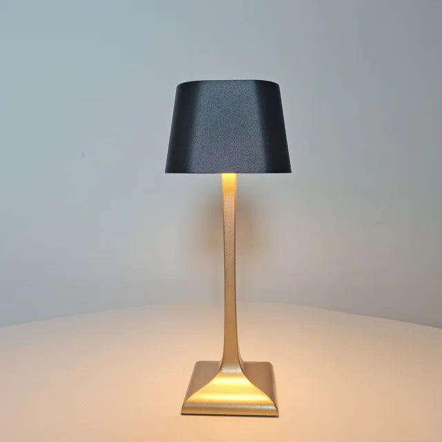 Seraphine Lumière - Draadloze Oplaadbare LED USB Vierkante Tafellamp