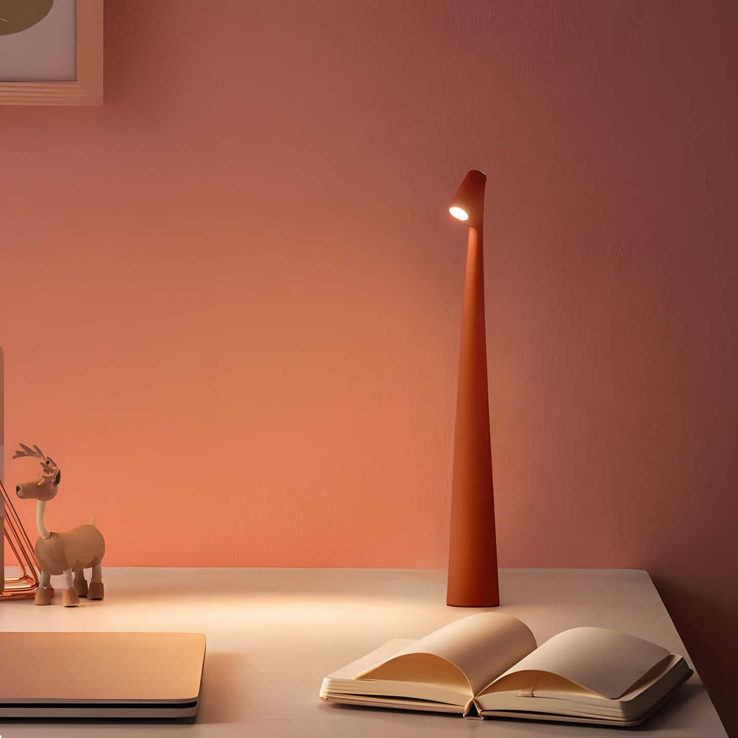 LunaSlim – Elegante Draadloze Tafellamp met Verstelbare Verlichting
