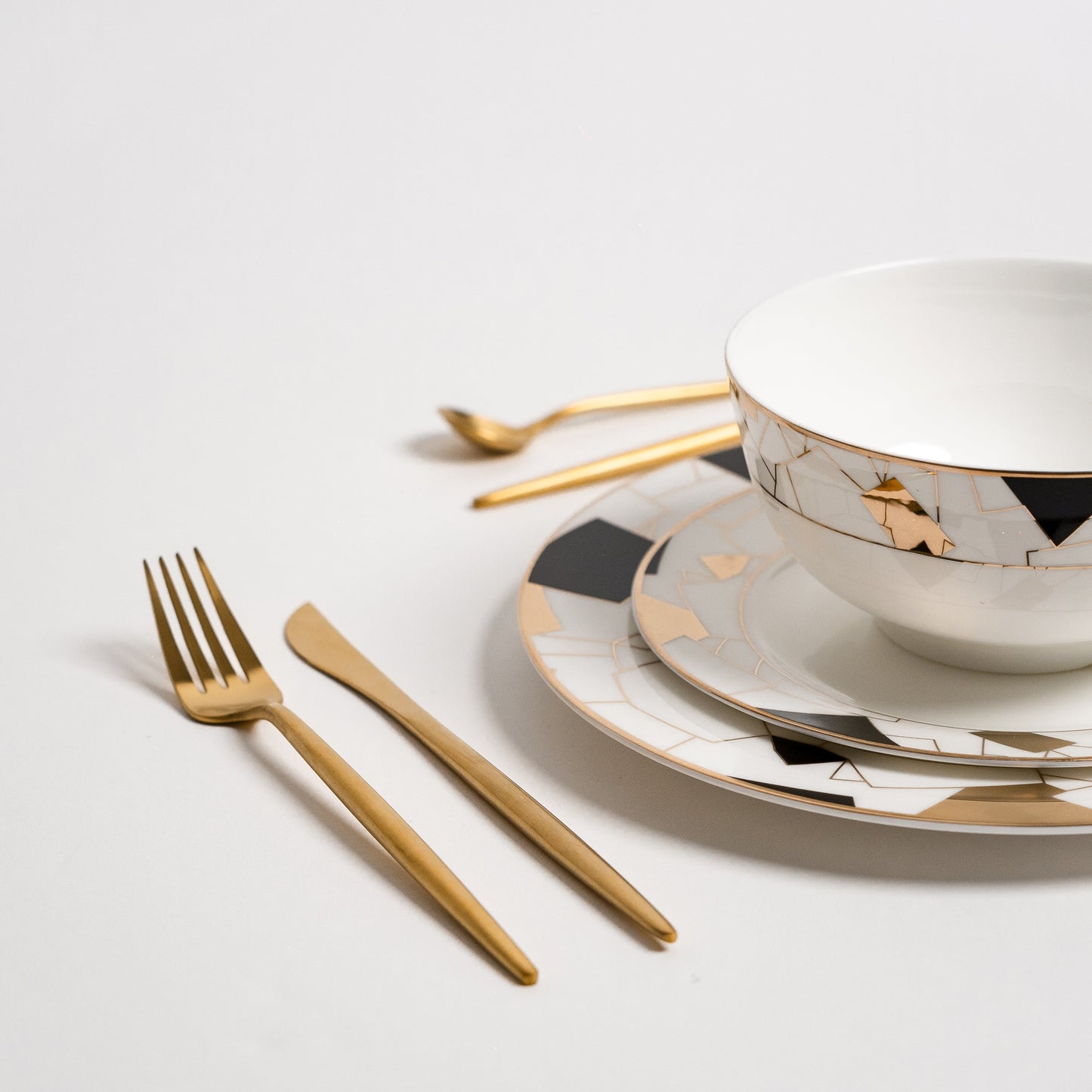 Aurora Black - Luxe Bordenset voor de Eettafel