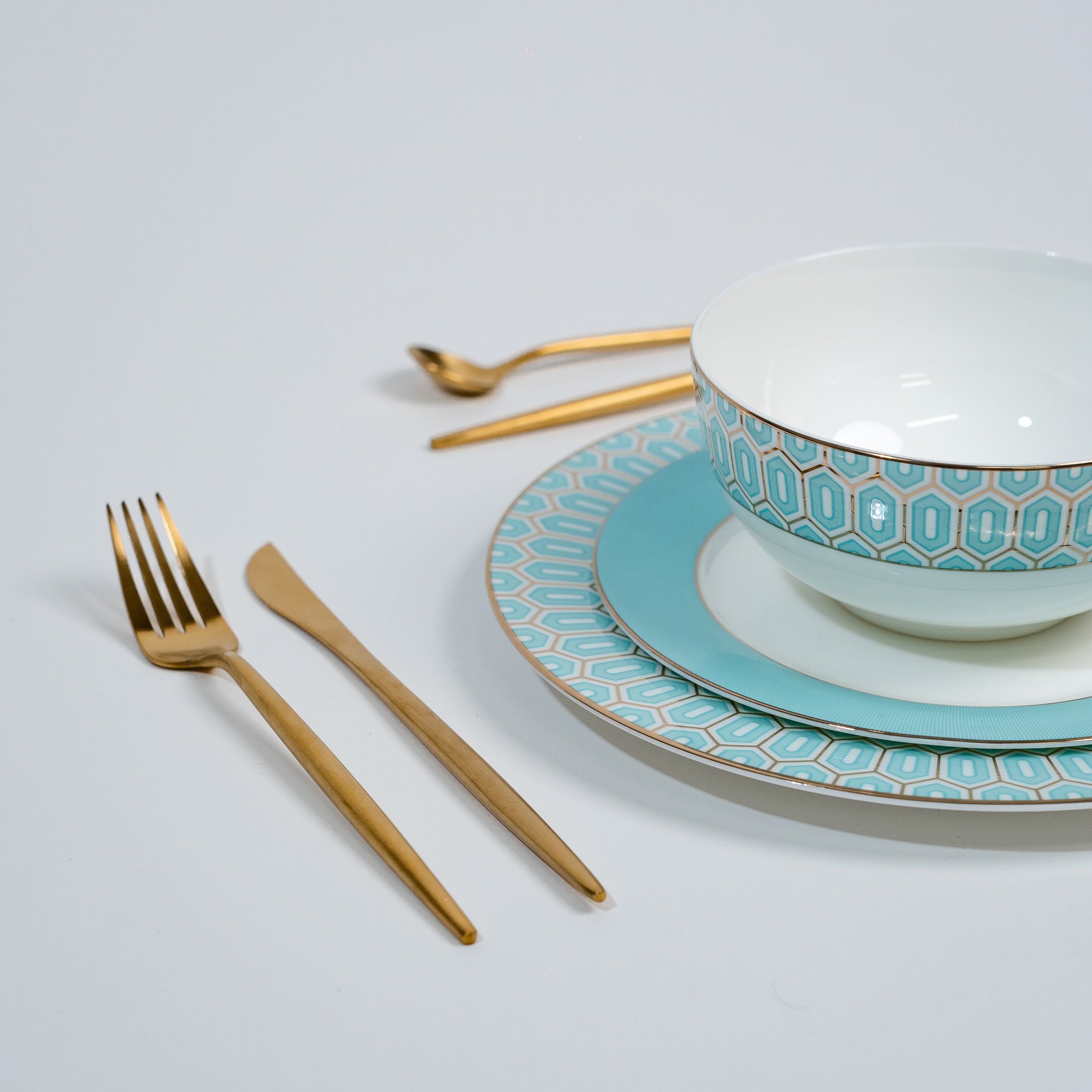 Tiffany Blue Elegance – Luxe Porseleinen Bordenset