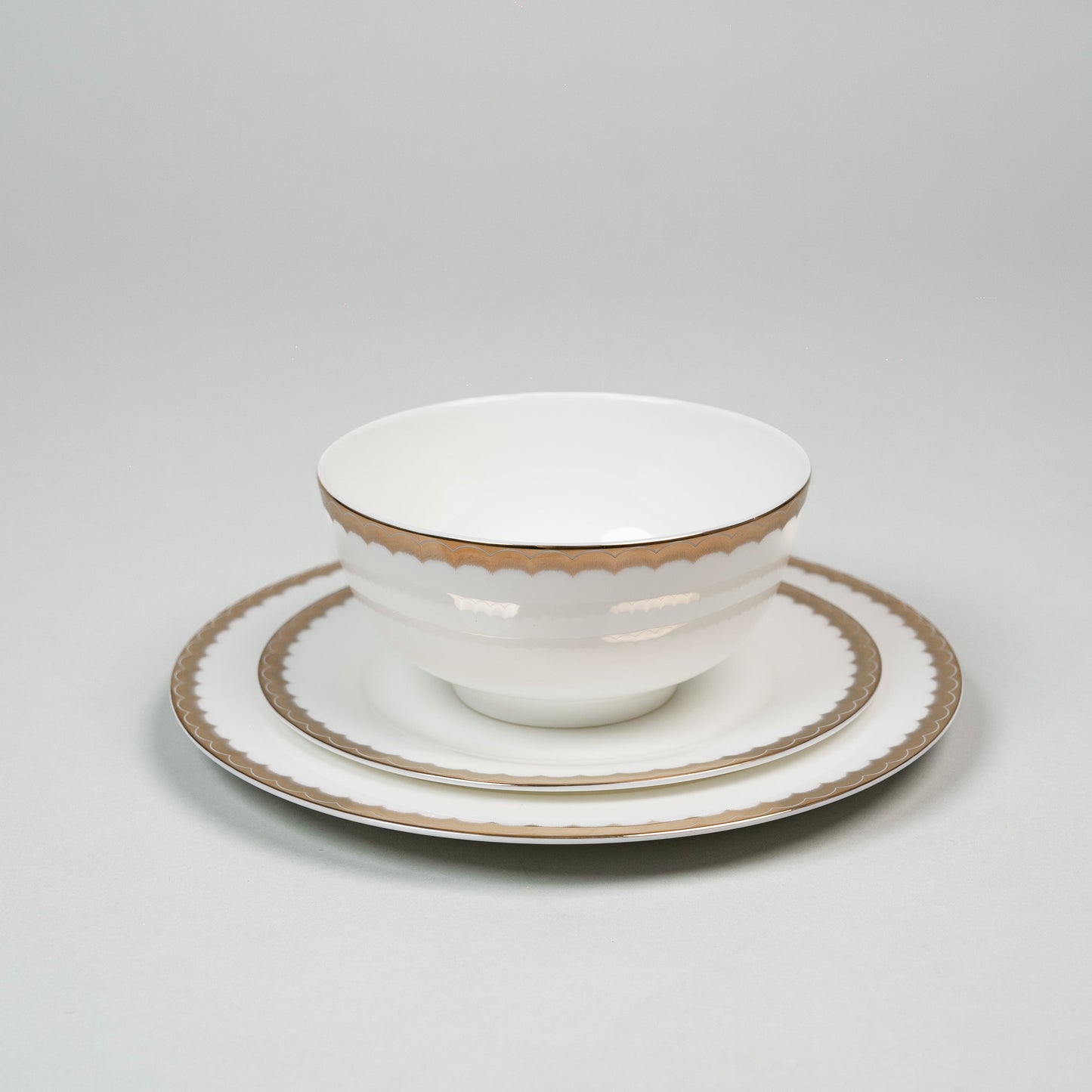 Ripple Luxe – Bordenset met Gouden Rand