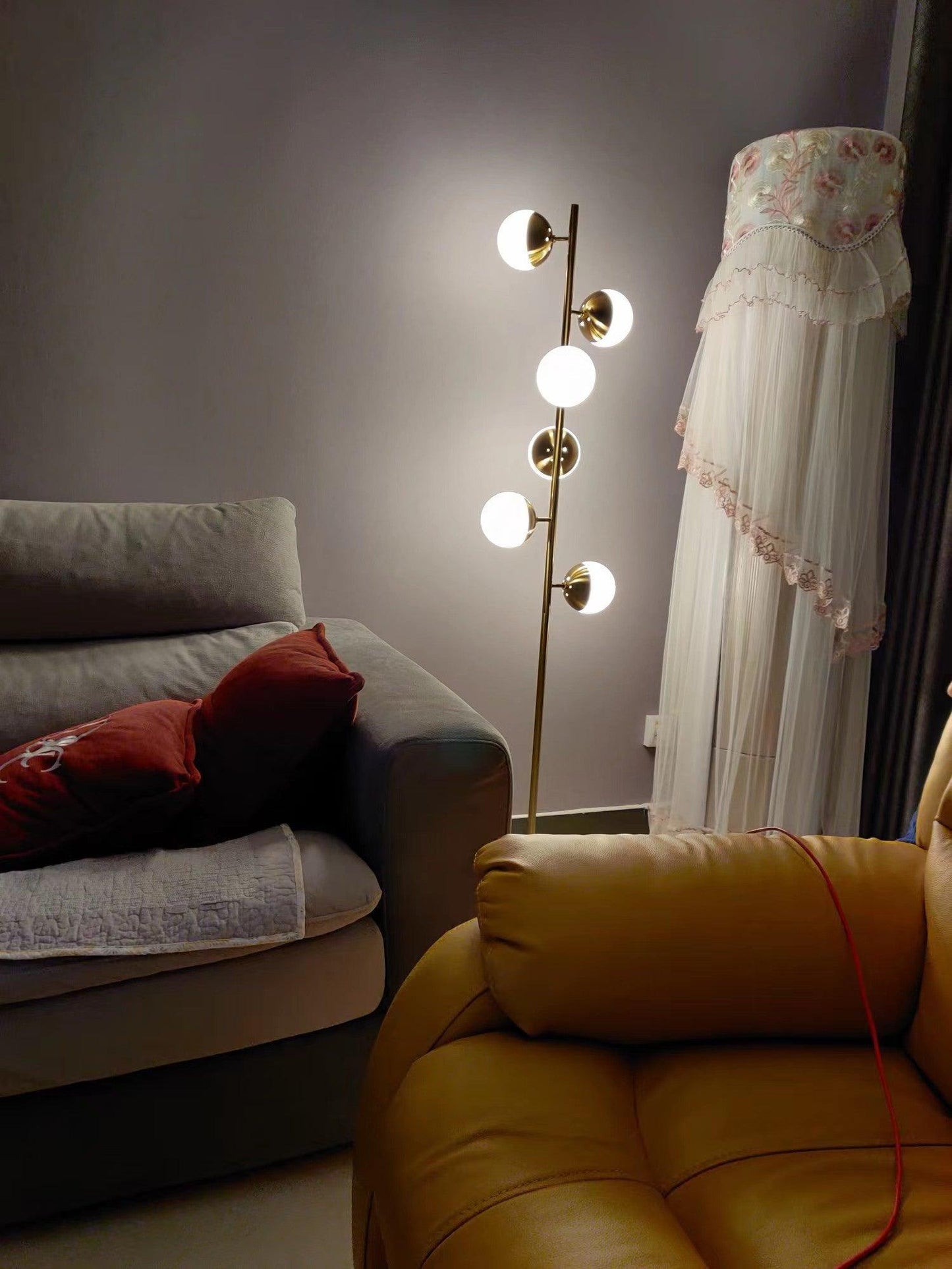 Doppler LED Boomlamp - Retro Elegante LED Staande Lamp