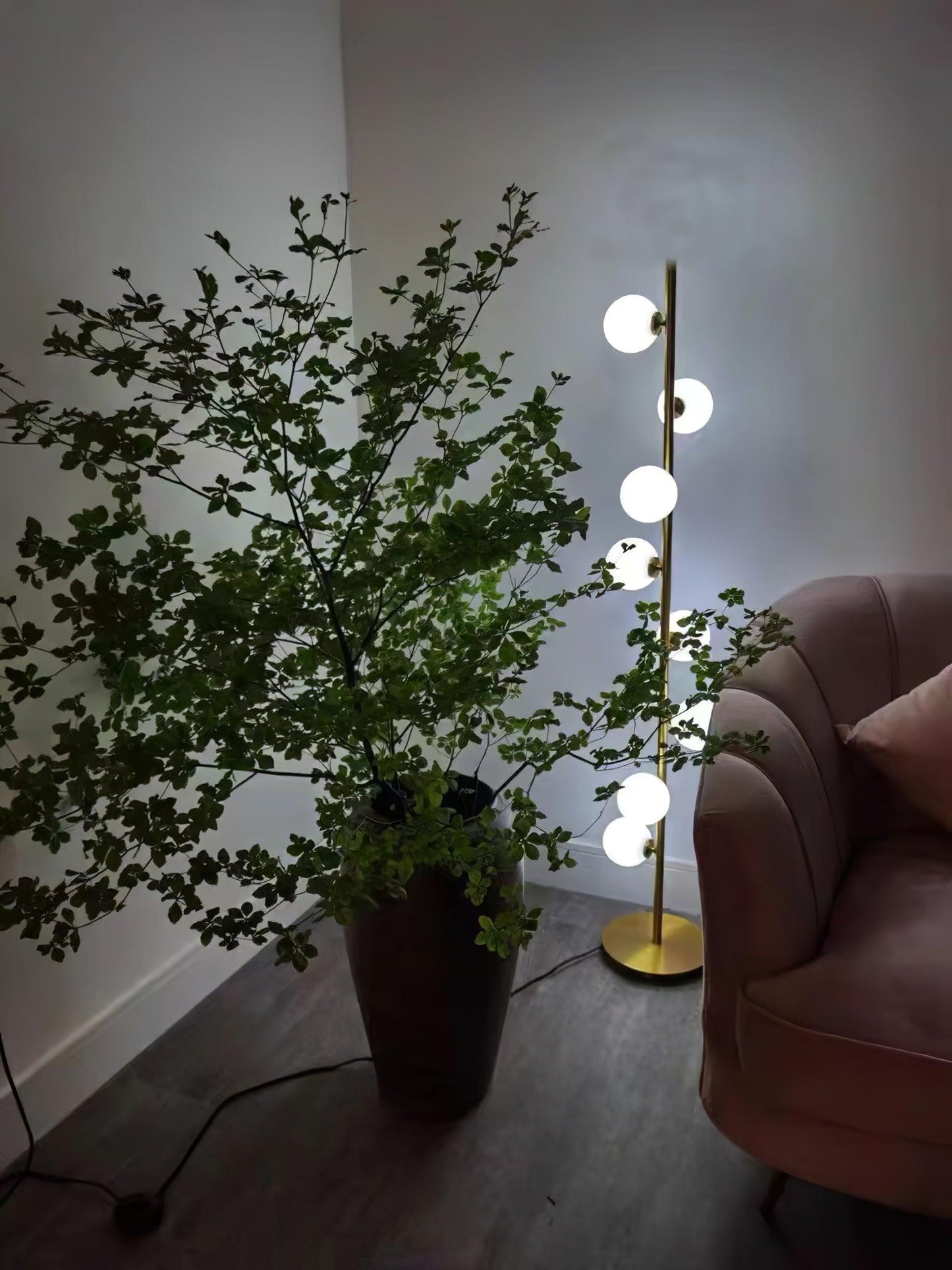Doppler LED Boomlamp - Retro Elegante LED Staande Lamp