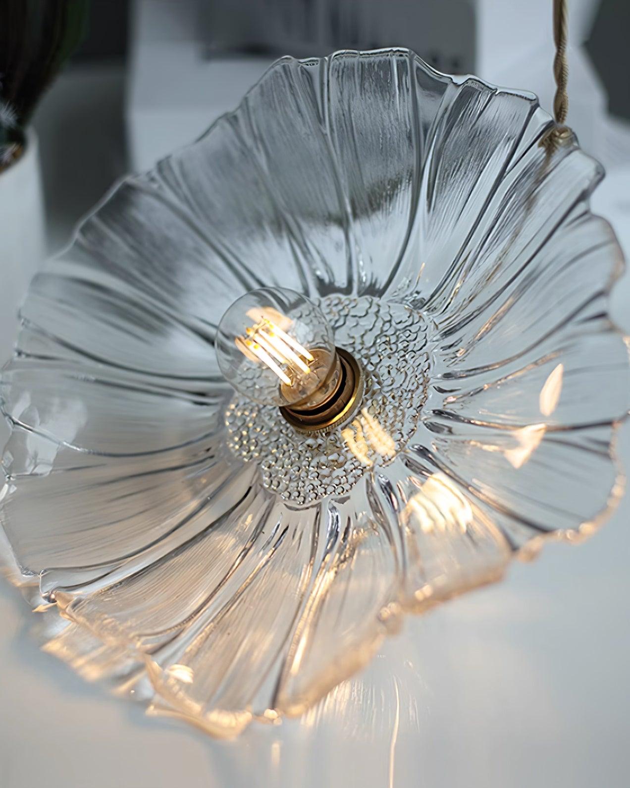 NostalgieLicht - Retro Glazen Hanglamp met Koperen Accenten