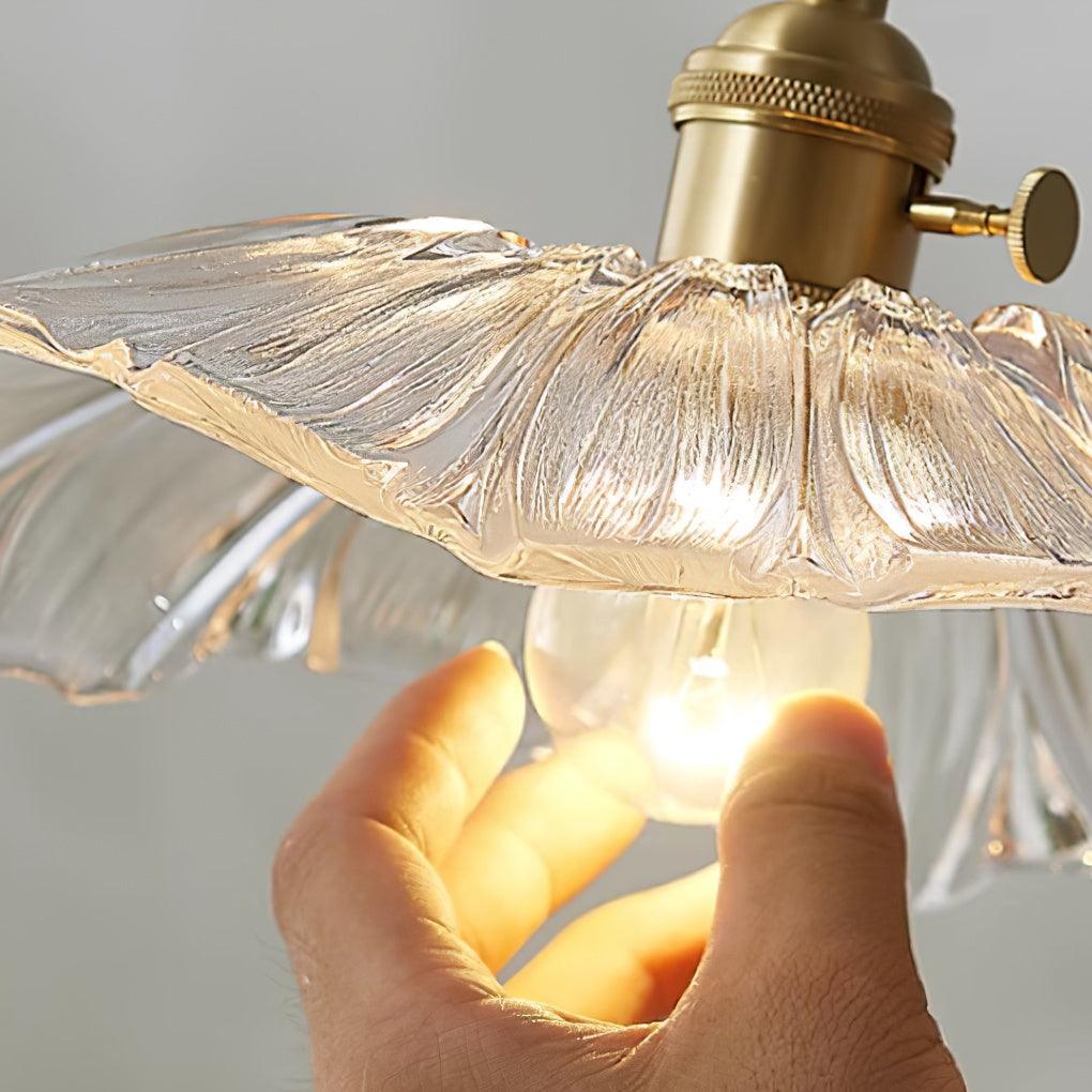 NostalgieLicht - Retro Glazen Hanglamp met Koperen Accenten