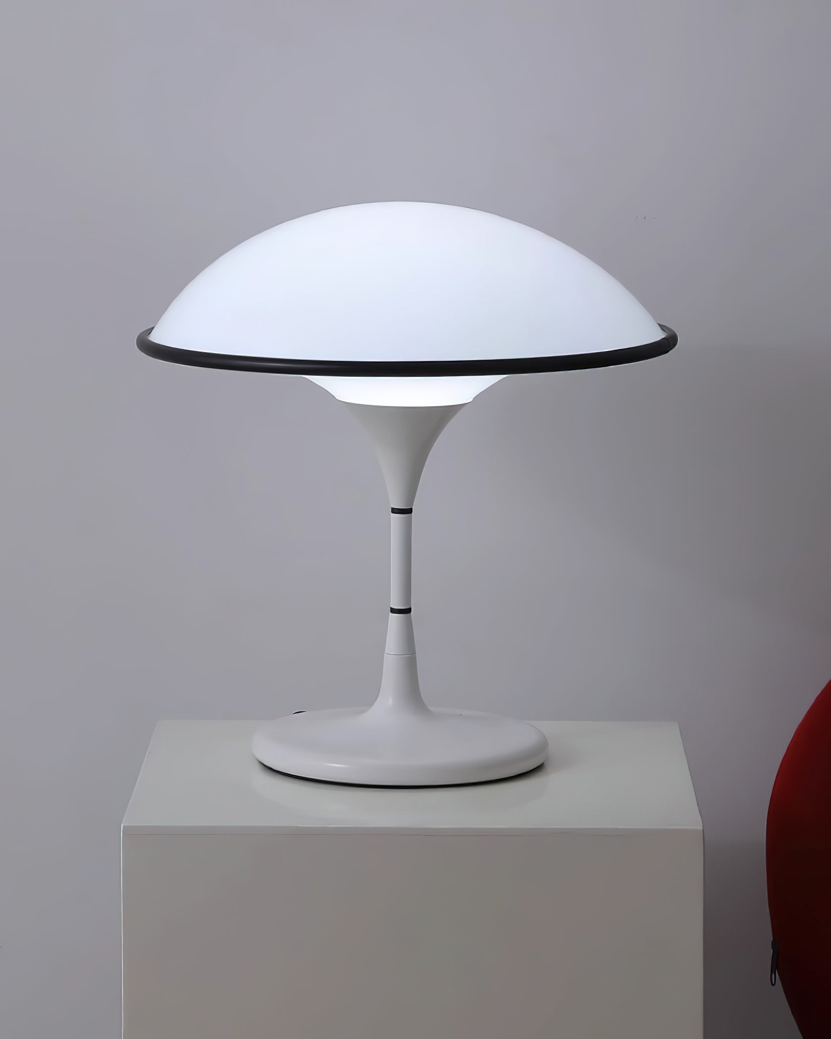 ArtistryGlow Table Lamp - Elegante Tafellamp voor Sfeervolle Verlichting