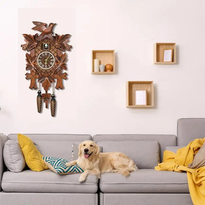 Vintage Chic Houten Koekoeksklok – Een Tijdloze Aanwinst voor Jouw Interieur