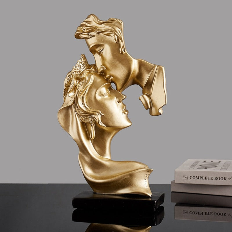 LoveArt Sculpture – Romantisch Kussend Paar Kunstwerk