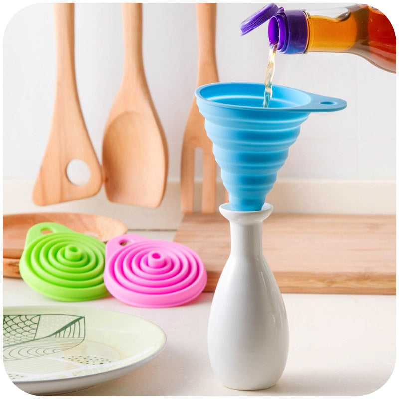 FoldEase Funnel - Praktische Keukentool voor Snelle Gietbeurten