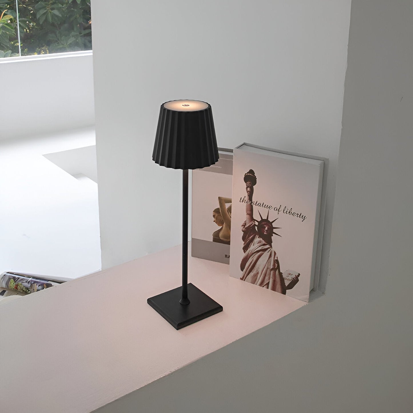 LichtElegant - Stijlvolle Draadloze Lamp voor Thuis