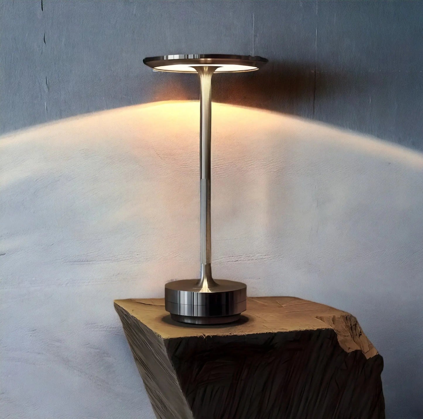 Elegante Draadloze Tafellamp met Touchbediening en Veranderlijke Lichtkleuren