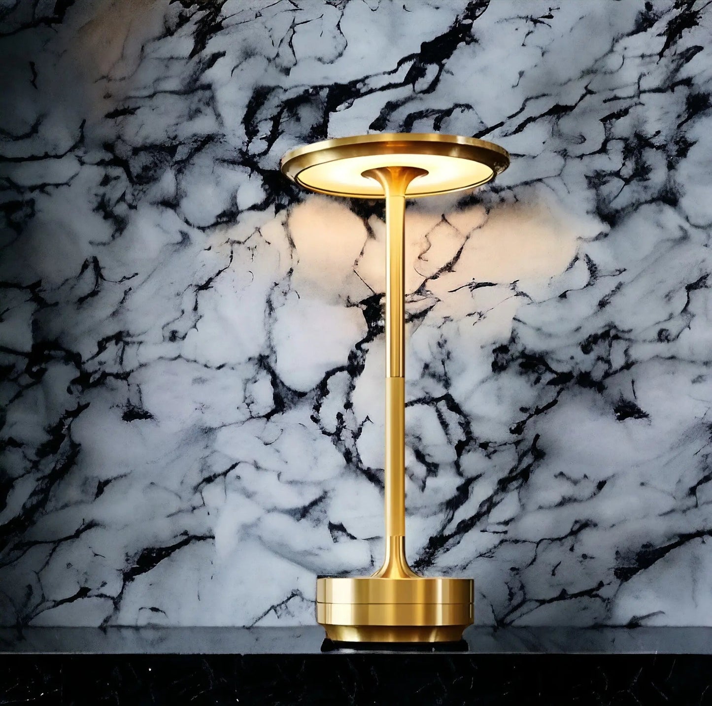 Elegante Draadloze Tafellamp met Touchbediening en Veranderlijke Lichtkleuren