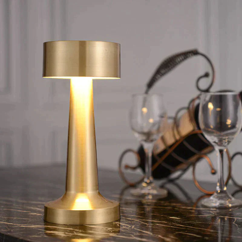 SleekGlow - Stijlvolle Moderne Tafellamp voor Interieur