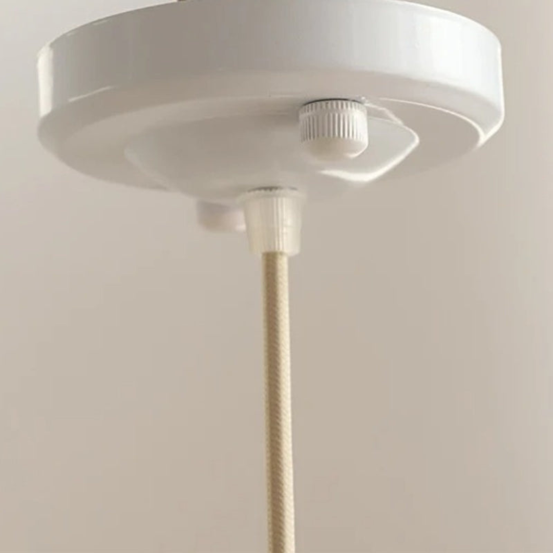 Moderne Witte Keramische Hanglamp met Unieke Ribbel Ontwerp