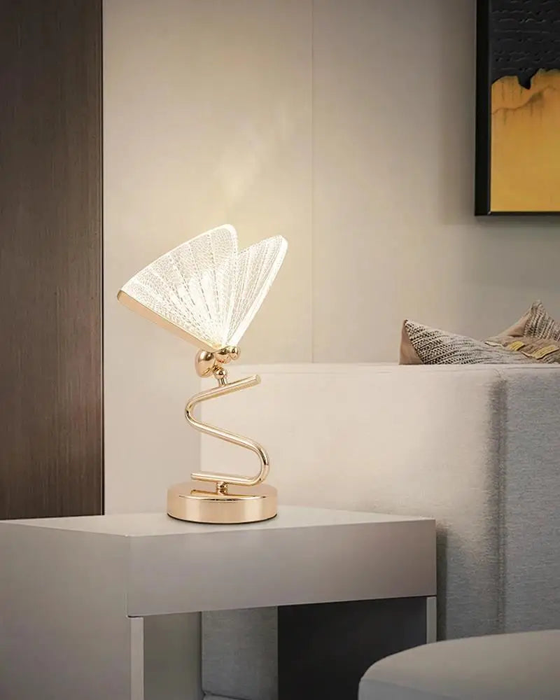 Luxe Vlinderlamp met Warm Sfeerverlichting – Elegante Accentuering