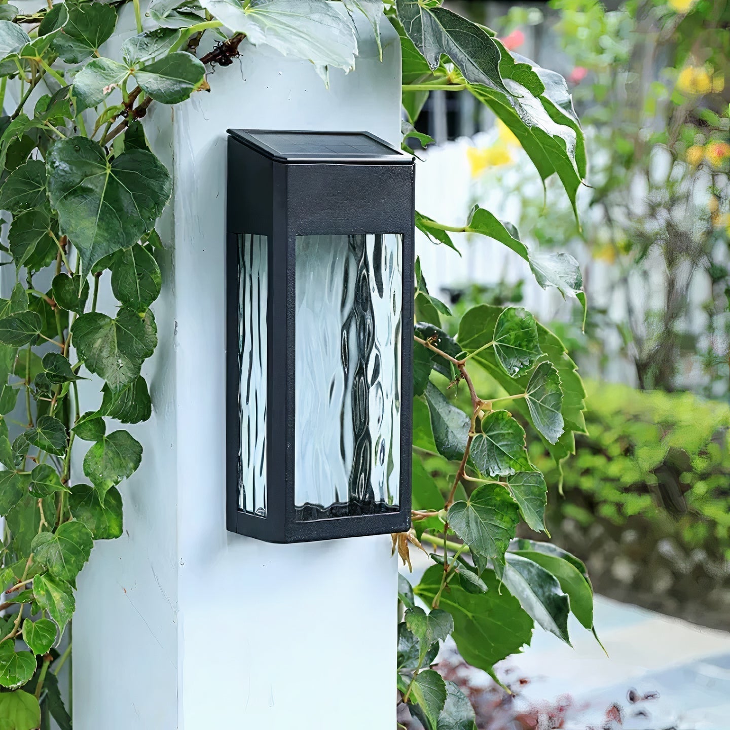 Lumaris Light – Stijlvolle Solar Buitenlamp voor Tuin & Oprit