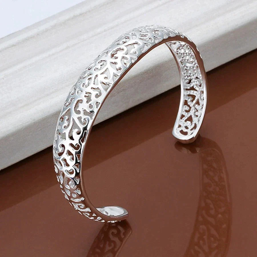 Elegant Zilveren Filigraan Armband | Uniek en Adembenemend Ontwerp