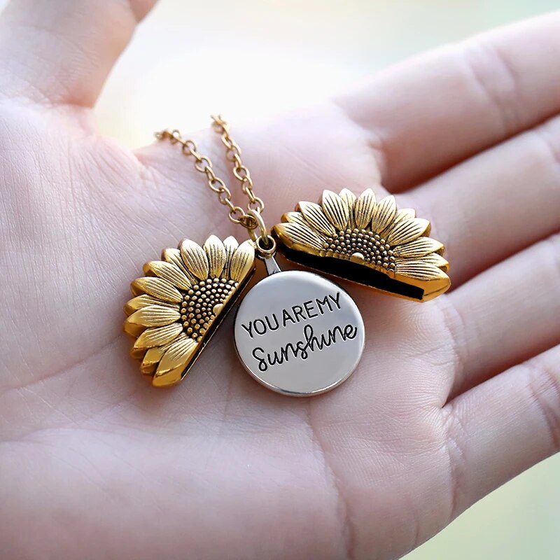 SunBlossom Necklace - Elegante Zonnebloem Medaillon
