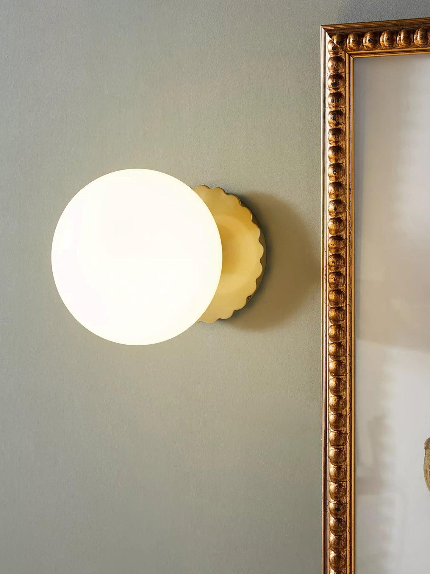 ChicGlow - Elegante Roze Glazen Lamp voor Stijlvolle Interieurs