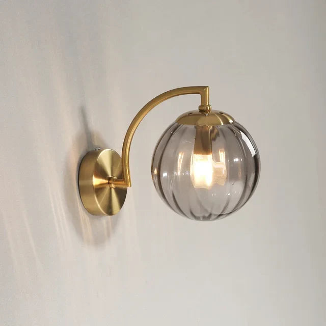 Nordic Glas Vägglampa - Elegant Skandinavisk Vägglampa i Glas med Varm LED-Ljus