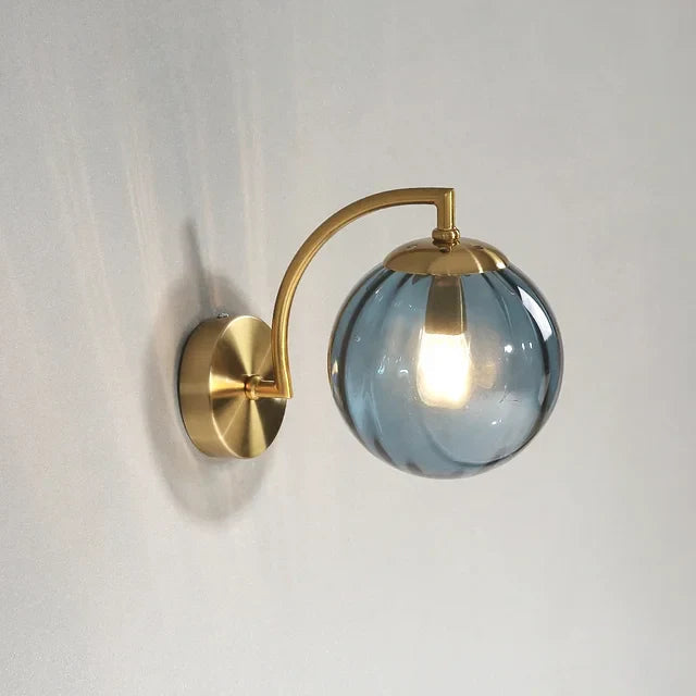 Nordic Glas Vägglampa - Elegant Skandinavisk Vägglampa i Glas med Varm LED-Ljus