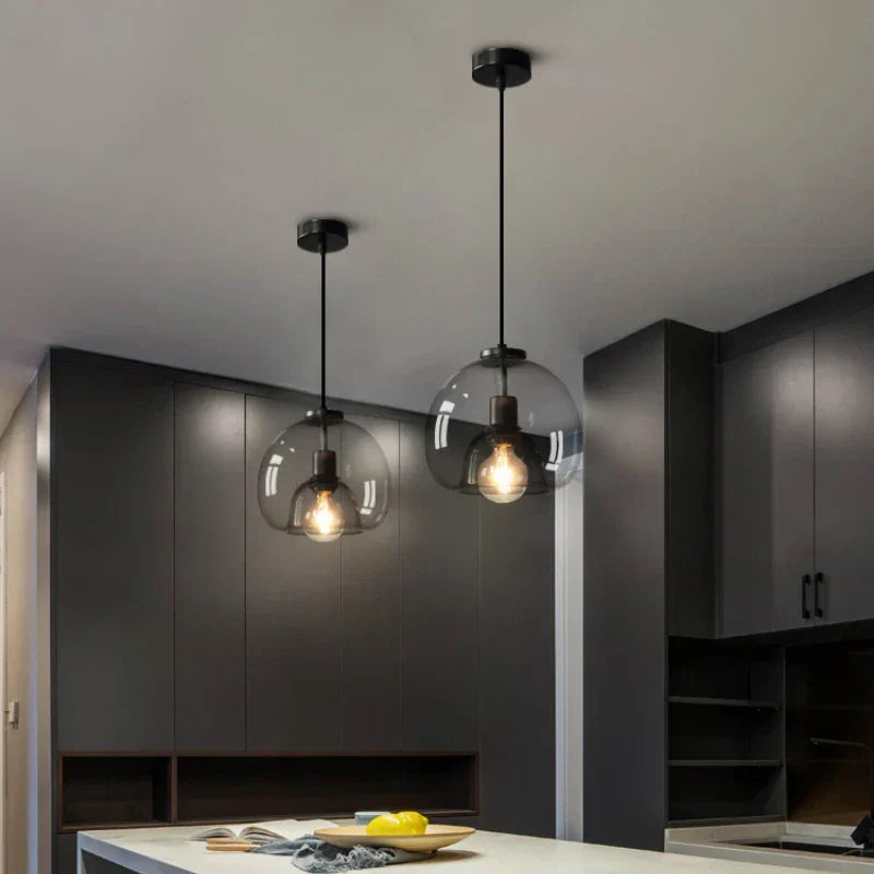 LumiGlow Pendant - Hedendaagse Glazen Hanglamp voor Luxe Interieurs